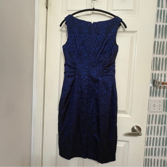 Adrianna Papell Navy Blue Lace Sheath Dress | V-Neck Ruched Sz 10 Wedding - Picture 8 of 13